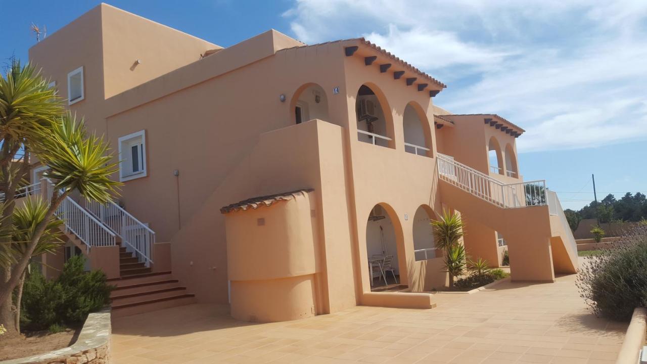 Villa Clementina Es Pujols Bagian luar foto