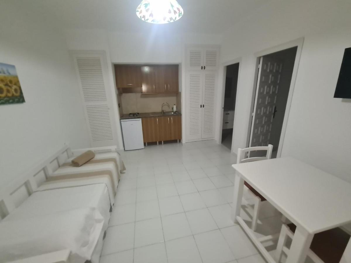 Villa Clementina Es Pujols Bagian luar foto